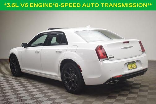Bright White Clearcoat 2019 Chrysler 300 S