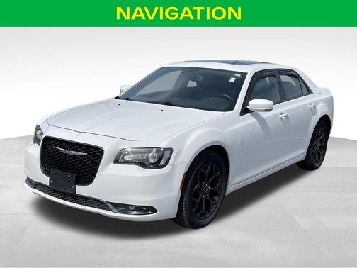 Bright White Clearcoat 2019 Chrysler 300 S