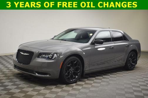 2019 Chrysler 300 Touring