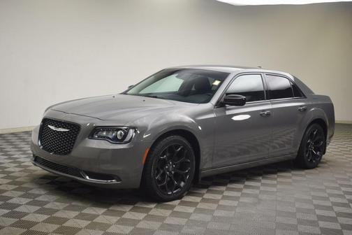 2019 Chrysler 300 Touring