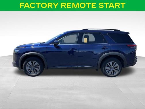 Deep Ocean Blue 2025 Nissan Pathfinder SV