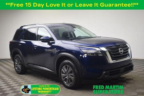Deep Ocean Blue 2025 Nissan Pathfinder SV
