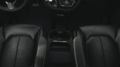 PXJ 2027 Chrysler Pacifica SELECT