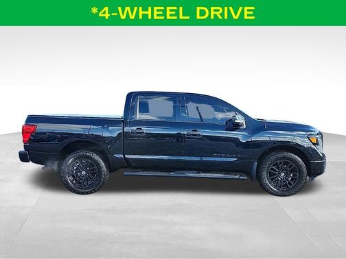 2019 Nissan Titan SL