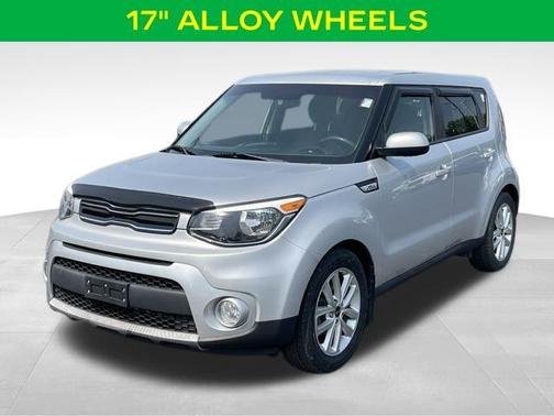 Bright Silver 2018 Kia Soul +