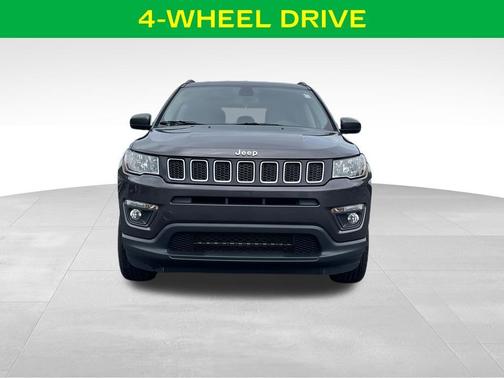 Granite Crystal Clearcoat Metallic 2020 Jeep Compass Latitude