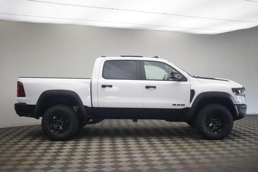 Bright White Clearcoat 2026 RAM 1500 RHO