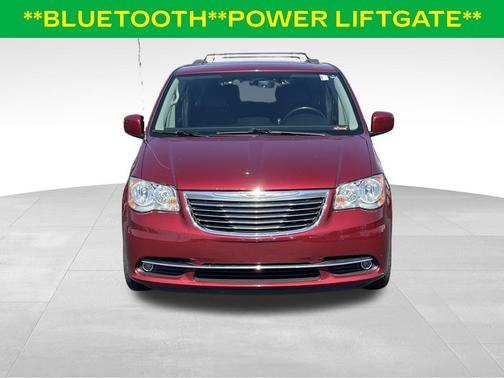 2016 Chrysler Town & Country Touring