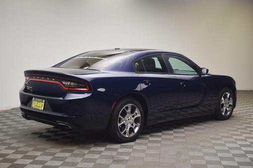 2015 Dodge Charger SE
