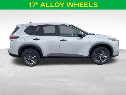 Brilliant Silver Metallic 2024 Nissan Rogue S