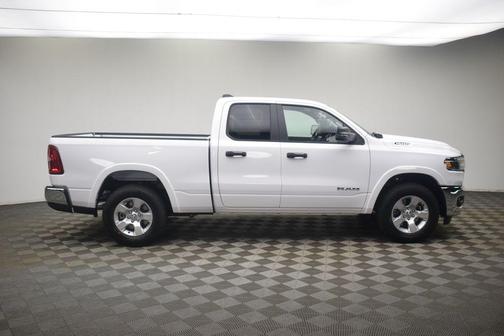 Bright White Clearcoat 2026 RAM 1500 Big Horn/Lone Star