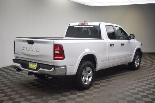 Bright White Clearcoat 2026 RAM 1500 Big Horn/Lone Star