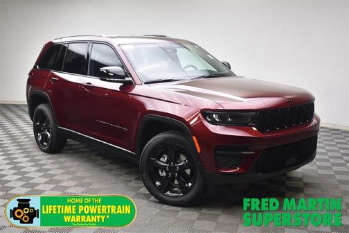 2025 Jeep Grand Cherokee Laredo