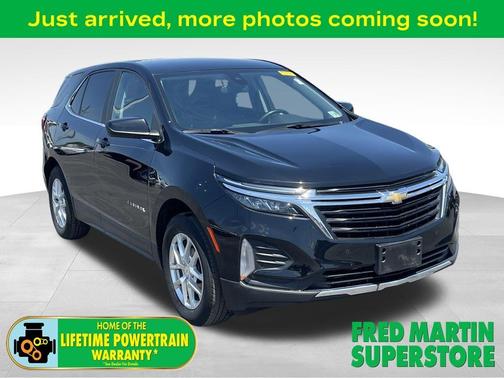 Mosaic Black Metallic 2024 Chevrolet Equinox LT