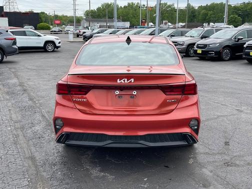 2022 Kia Forte GT-Line