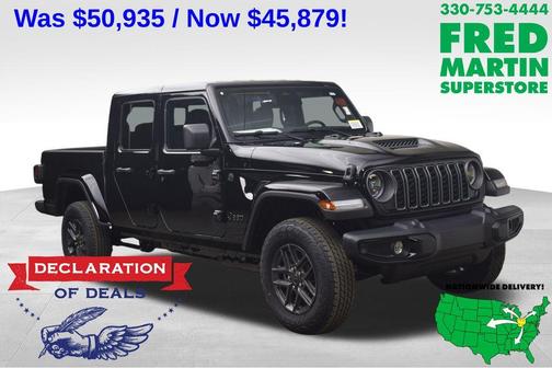 Black Clearcoat 2026 Jeep Gladiator Sport