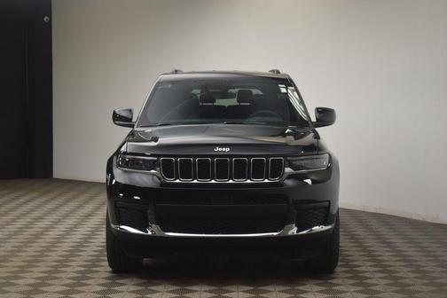 Diamond Black 2026 Jeep Grand Cherokee L Laredo