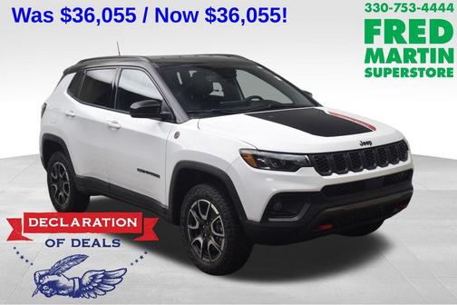 Bright White Clearcoat 2026 Jeep Compass Trailhawk