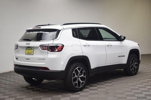 Bright White Clearcoat 2026 Jeep Compass Limited