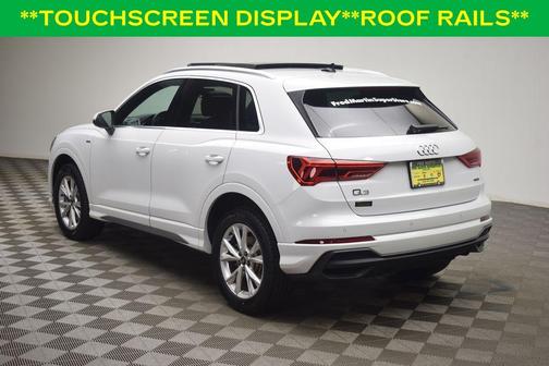 2022 Audi Q3 45 S line Premium