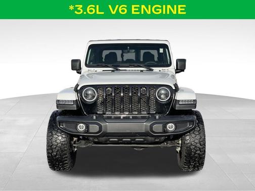 2023 Jeep Gladiator Sport