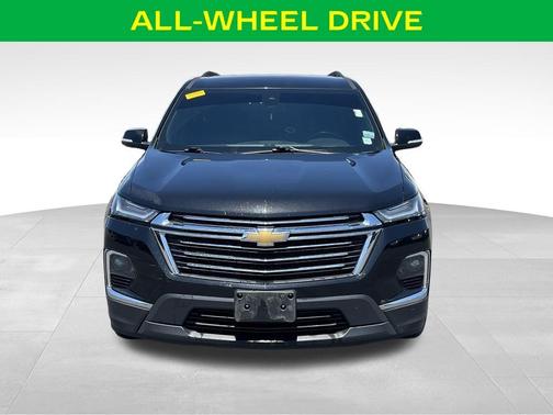 Mosaic Black Metallic 2023 Chevrolet Traverse LT Cloth