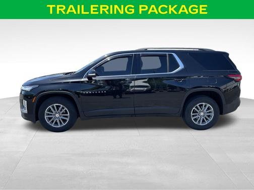 Mosaic Black Metallic 2023 Chevrolet Traverse LT Cloth
