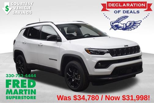 Bright White Clearcoat 2026 Jeep Compass Latitude