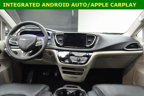 2022 Chrysler Pacifica Touring-L
