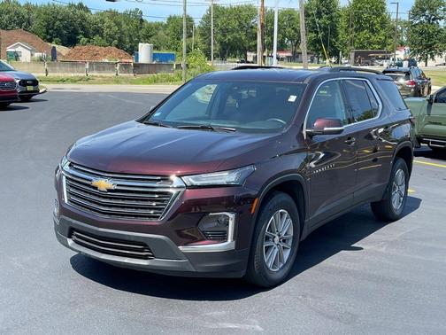 2022 Chevrolet Traverse LT Cloth