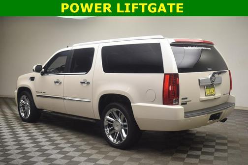 2011 Cadillac Escalade ESV Platinum Edition