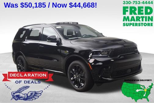 DB Black Crystal Clearcoat 2026 Dodge Durango GT