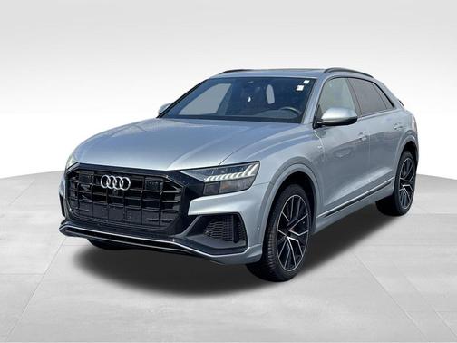 Satellite Silver Metallic 2023 Audi Q8 55 Premium Plus