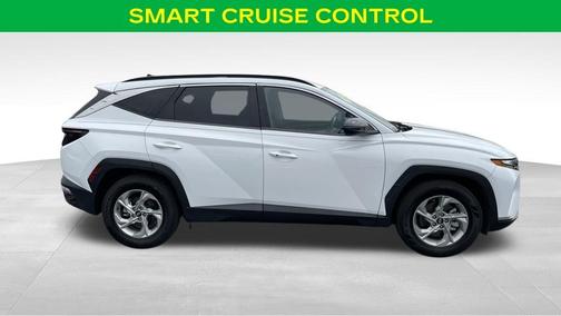 Quartz White 2022 Hyundai TUCSON SEL