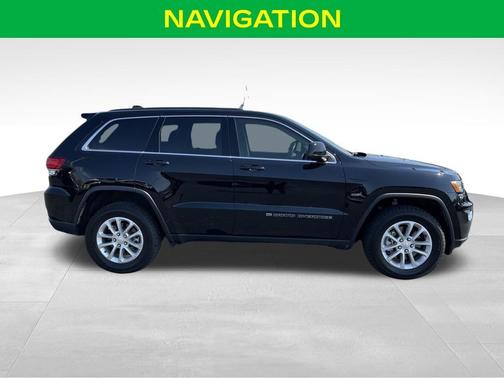 Diamond Black 2022 Jeep Grand Cherokee WK Laredo