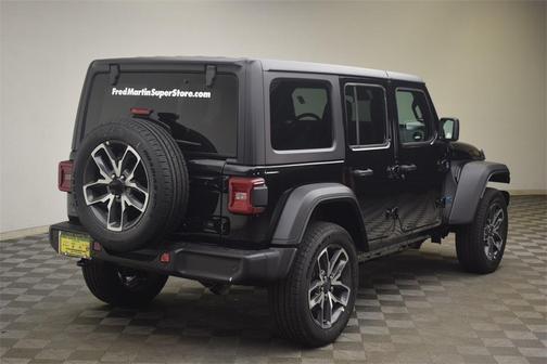 2025 Jeep Wrangler 4xe Sport