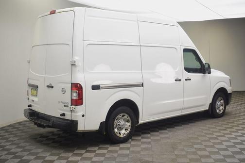2018 Nissan NV Cargo NV2500 HD SV V6/SV V8