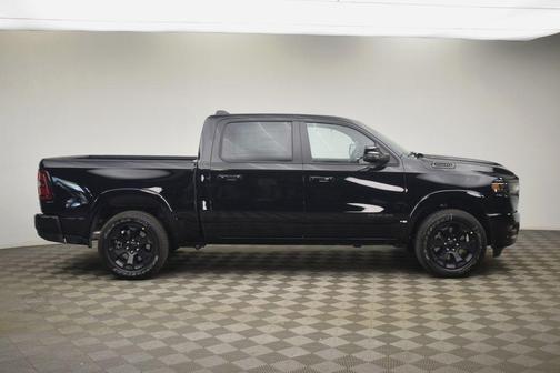 Diamond Black 2026 RAM 1500 Big Horn/Lone Star