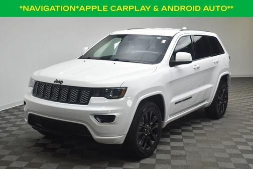 Bright White Clearcoat 2021 Jeep Grand Cherokee Laredo X