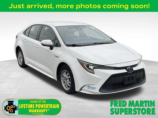 Super White 2020 Toyota Corolla Hybrid LE
