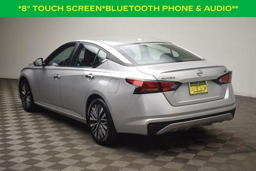 Brilliant Silver Metallic 2023 Nissan Altima 2.5 SV