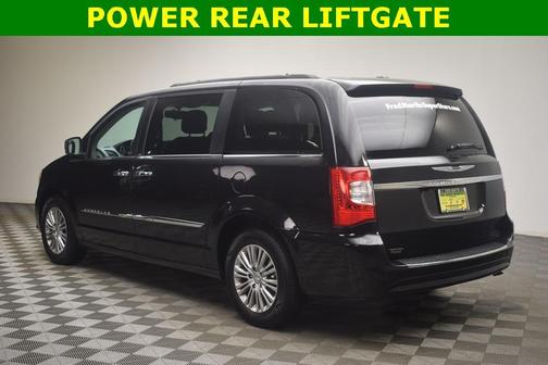 2013 Chrysler Town & Country Touring-L