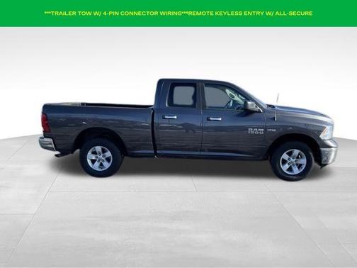 2016 RAM 1500 SLT
