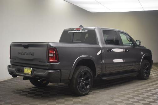 Granite Crystal Clearcoat Metallic 2026 RAM 1500 Big Horn/Lone Star