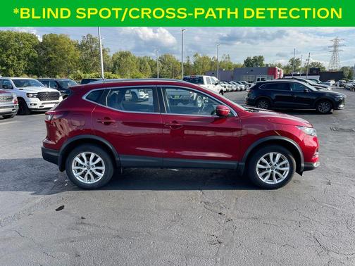 2021 Nissan Rogue Sport SV