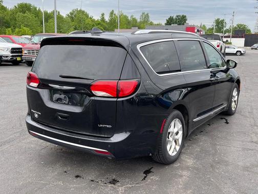 2020 Chrysler Pacifica Limited
