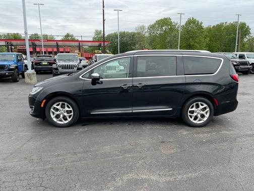 2020 Chrysler Pacifica Limited