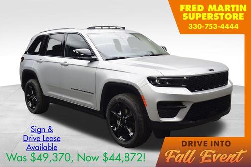 2025 Jeep Grand Cherokee Laredo