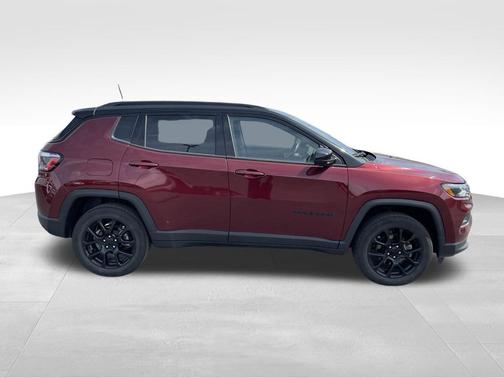 Velvet Red Pearlcoat 2022 Jeep Compass Altitude