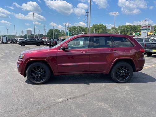 2017 Jeep Grand Cherokee Altitude